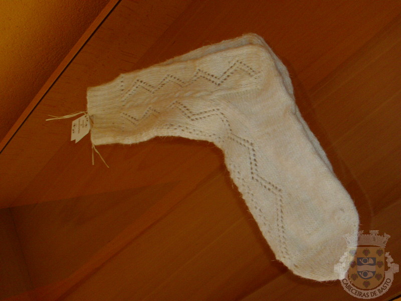 artesanato em lÆ - meias tradicionais.jpg