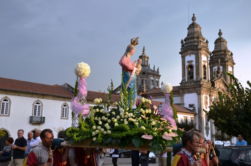 Grandiosa Procissão em honra de S. Miguel