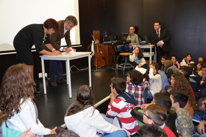 Alunos de mérito do Agrupamento de Escolas receberam diplomas