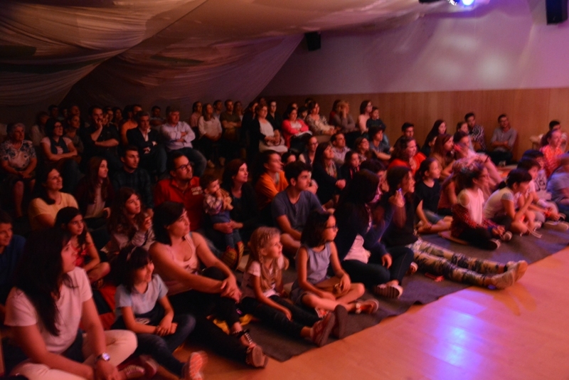 «A Brincar é que a gente se entende»