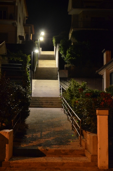 Escadarias iluminadas