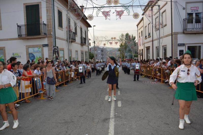 Procissão em Honra da Senhora dos Remédios
