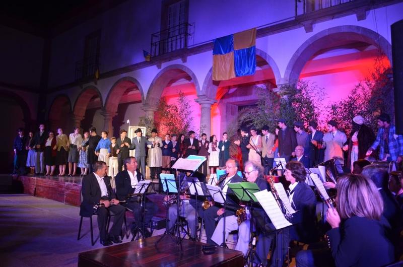  Teatro «A Primeira Viagem