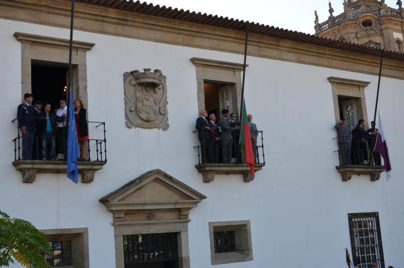 Homenagem a oito cidadãos e uma coletividade