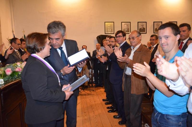 Homenagem a oito cidadãos e uma coletividade