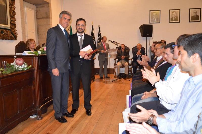 Homenagem a oito cidadãos e uma coletividade