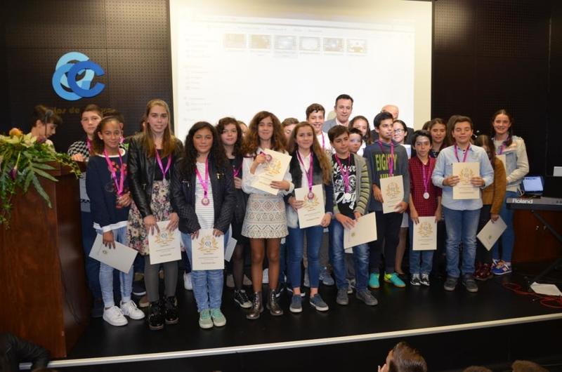  Entrega de Diplomas de Mérito do Agrupamento de Escolas