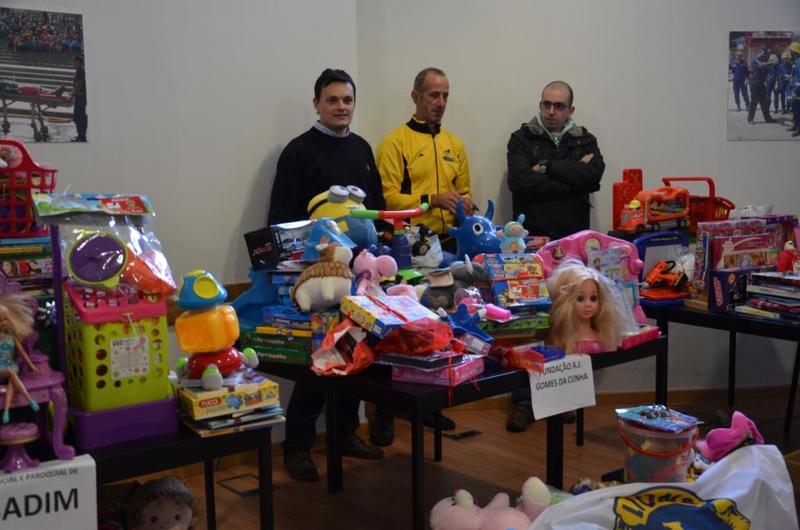 Entregam mais de 600 brinquedos