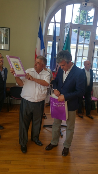 Presidente da Câmara visitou Rives