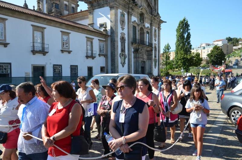 Procissão em honra de Nossa Senhora da Saúde