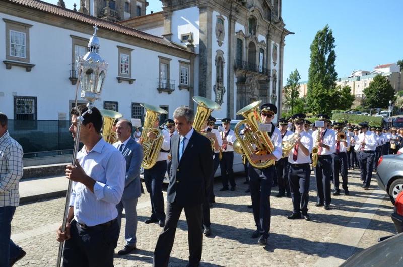 Procissão em honra de Nossa Senhora da Saúde