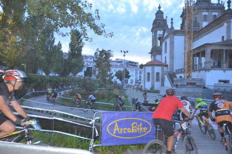«Cabeceiras Urban Race» juntou cerca de 400 BTTistas em prova noturna