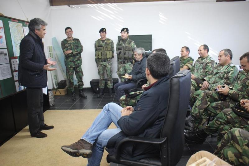 RC6 realiza exercício militar