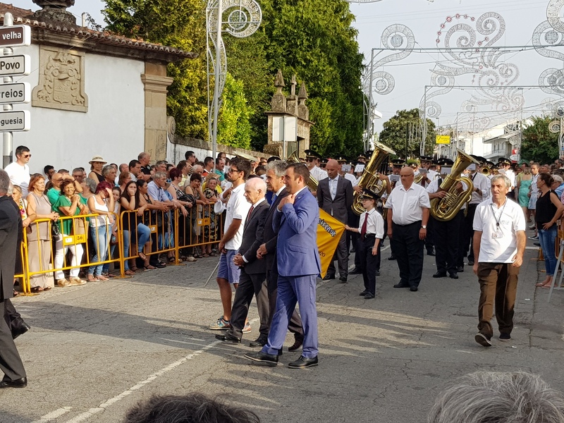 Procissão em Honra da Senhora dos Remédios
