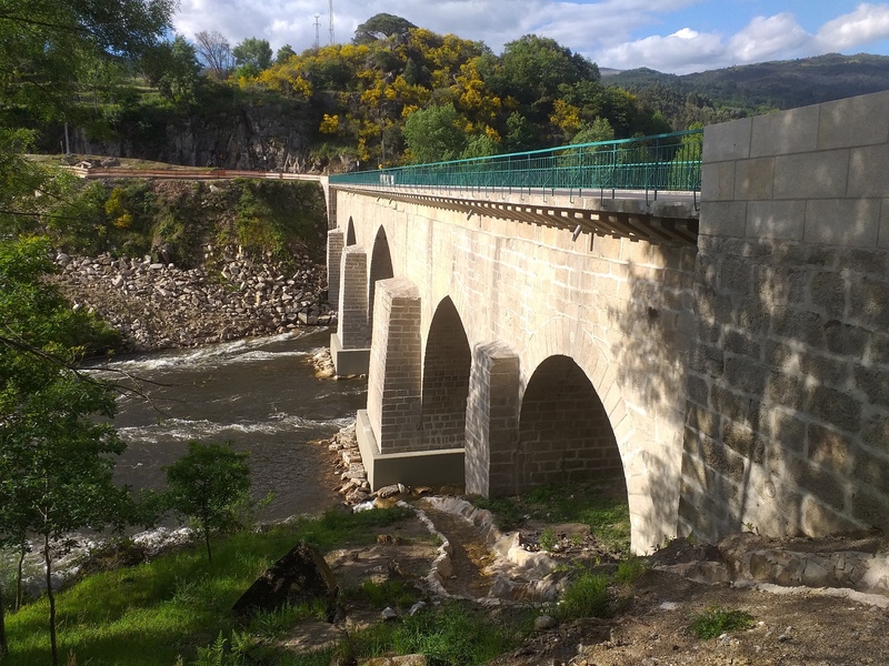Ponte de Cavez