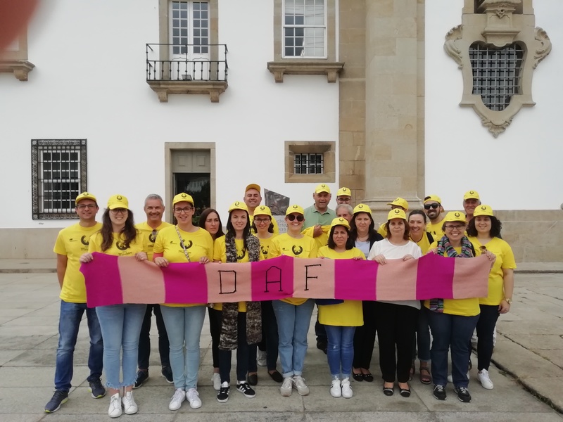 «Dá Lã... Um Abraço ao Mosteiro»