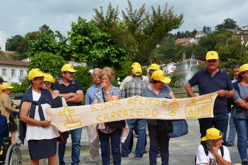 «Dá Lã... Um Abraço ao Mosteiro»