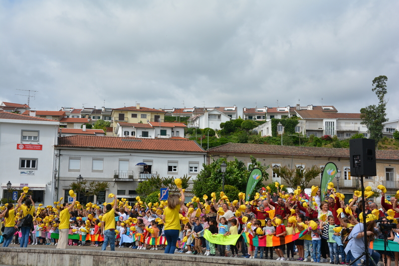 «Dá Lã... Um Abraço ao Mosteiro»