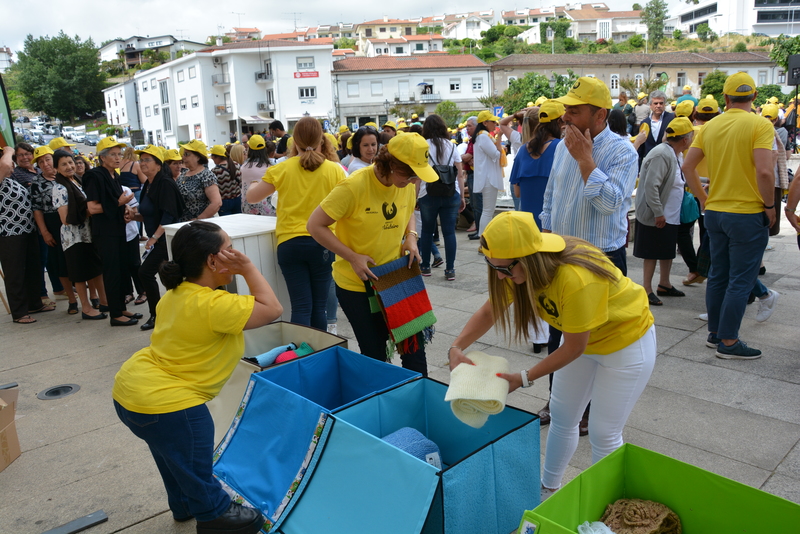 «Dá Lã... Um Abraço ao Mosteiro»