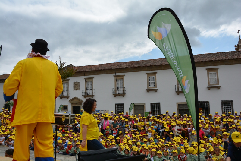 «Dá Lã... Um Abraço ao Mosteiro»