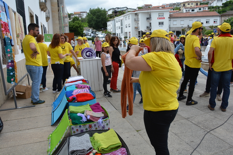 «Dá Lã... Um Abraço ao Mosteiro»