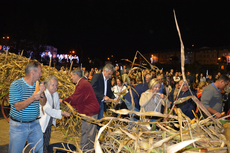 Desfolhada Tradicional e Banda da Malta