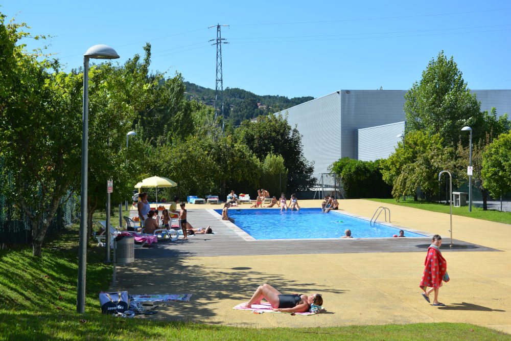 Piscina Municipal Descoberta de Cavez