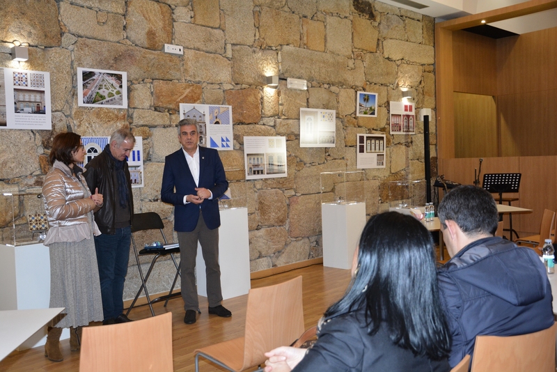 Exposição «Azulejos da nossa Praça»