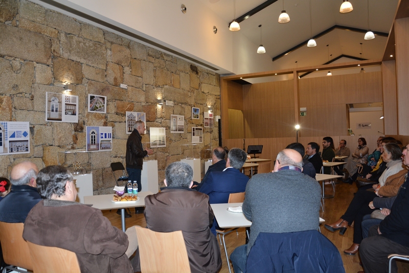 Exposição «Azulejos da nossa Praça»