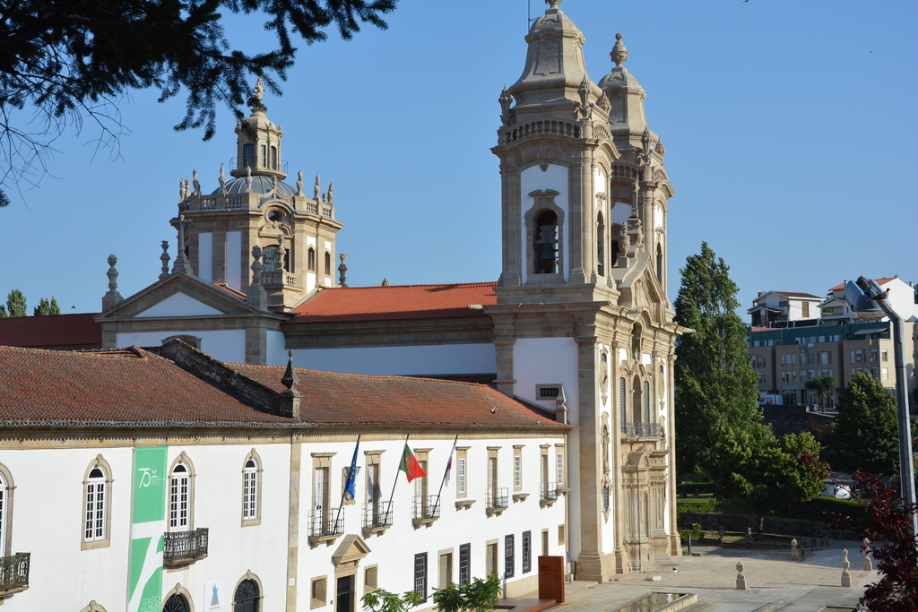 Mosteiro de S. Miguel de Refojos