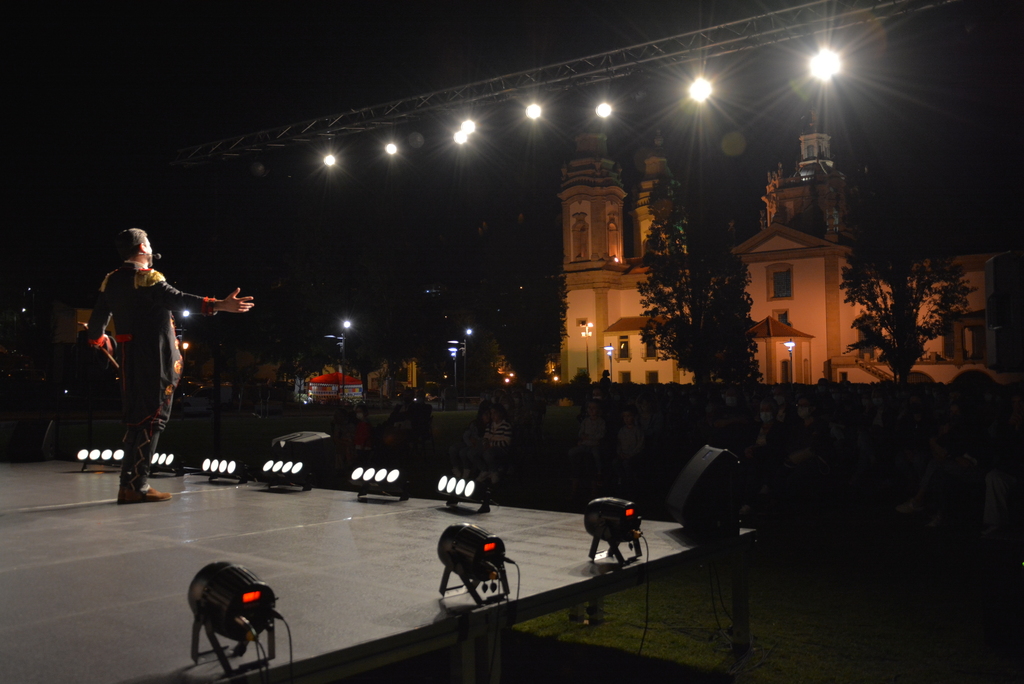 Projeto De Volta à Praça trouxe três espetáculos circenses a Cabeceiras de Basto.