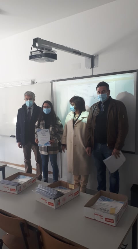 Diplomas de Mérito