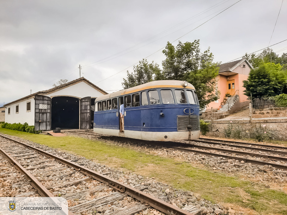 Automotora voltou a sair à linha férrea neste Dia Internacional dos Museus