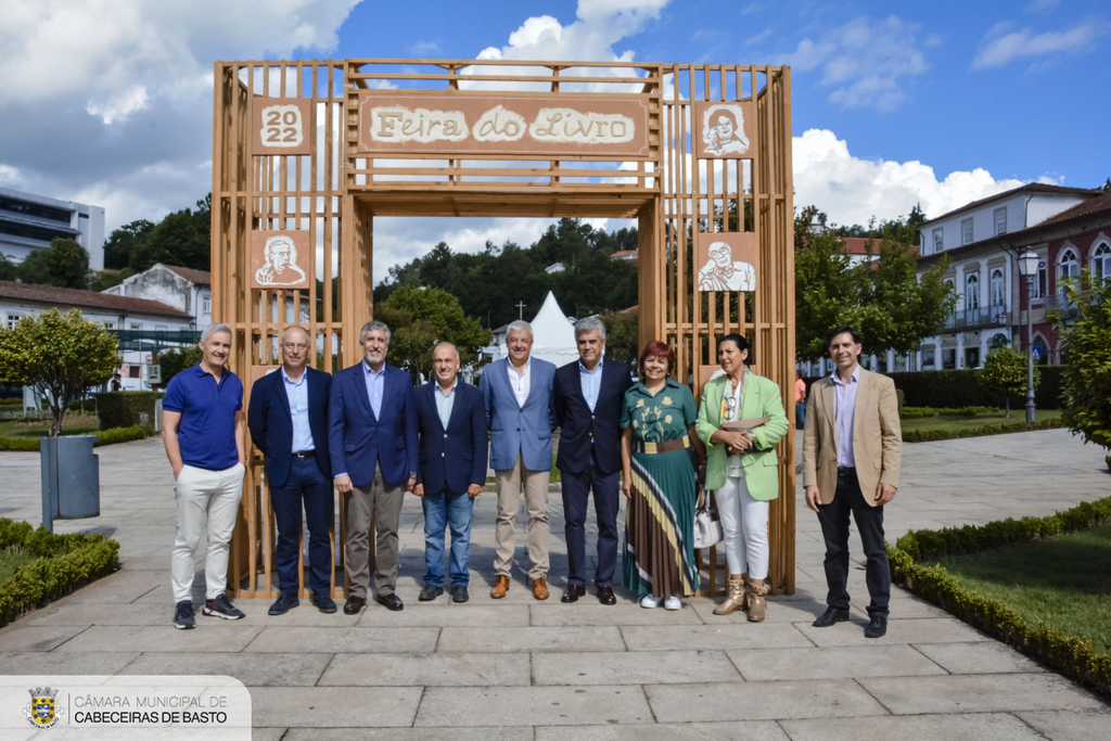 Leia mais sobre Presidente da Câmara na abertura da Feira do Livro