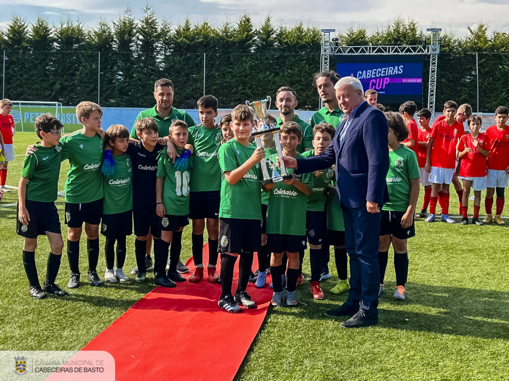 Leia mais sobre Vice-presidente da Câmara na entrega dos troféus do Cabeceiras Cup