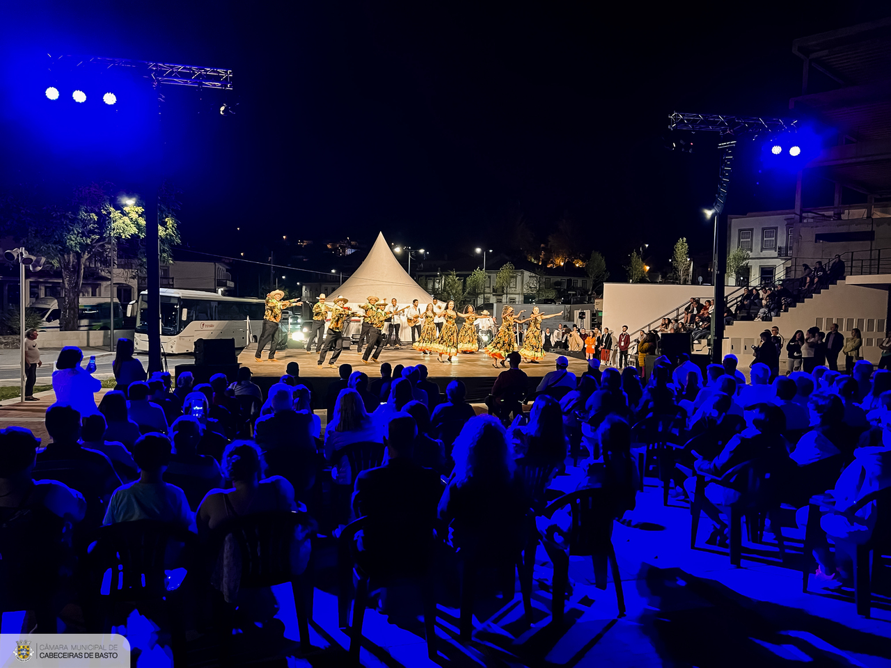 Arco de Baúlhe ‘dançou’ ao ritmo do FestIn Folk Corredoura