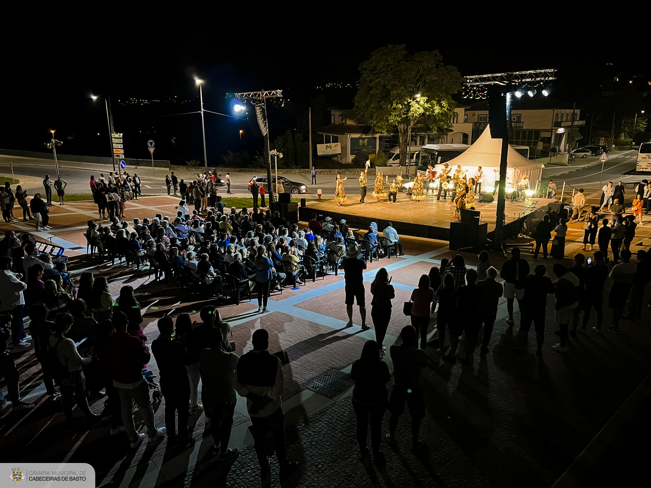 Arco de Baúlhe ‘dançou’ ao ritmo do FestIn Folk Corredoura