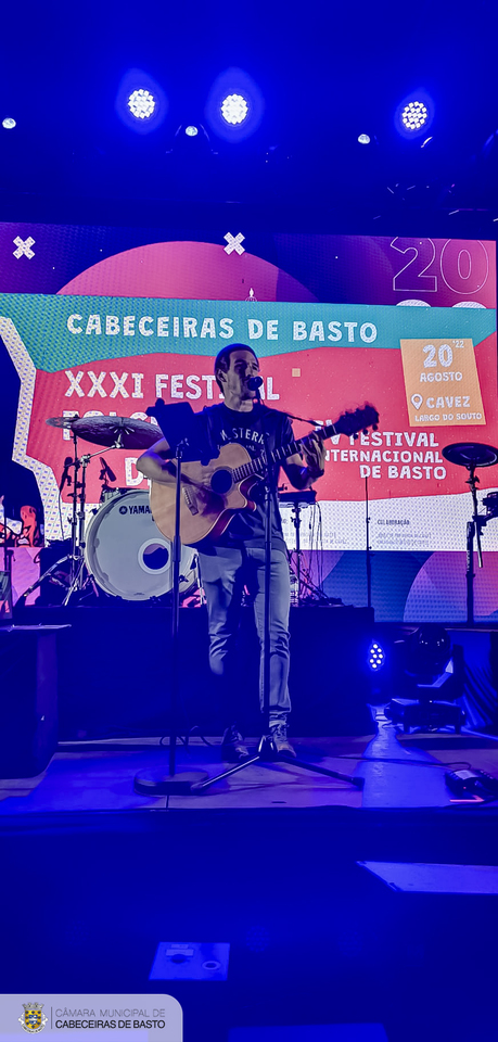 Centenas na Festa da Juventude no Parque do Rio