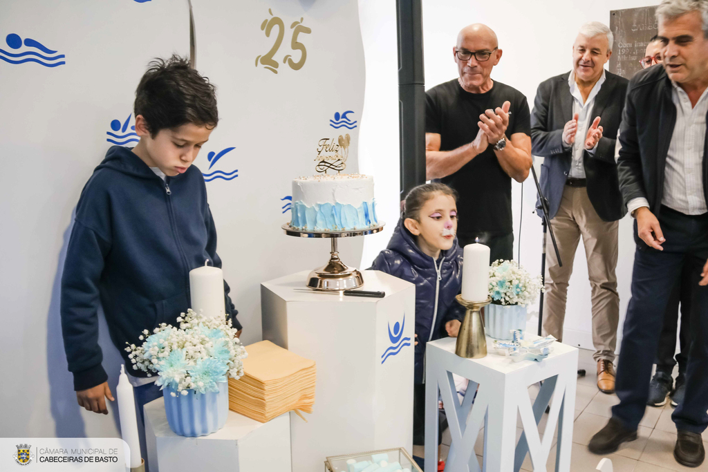 25 anos
