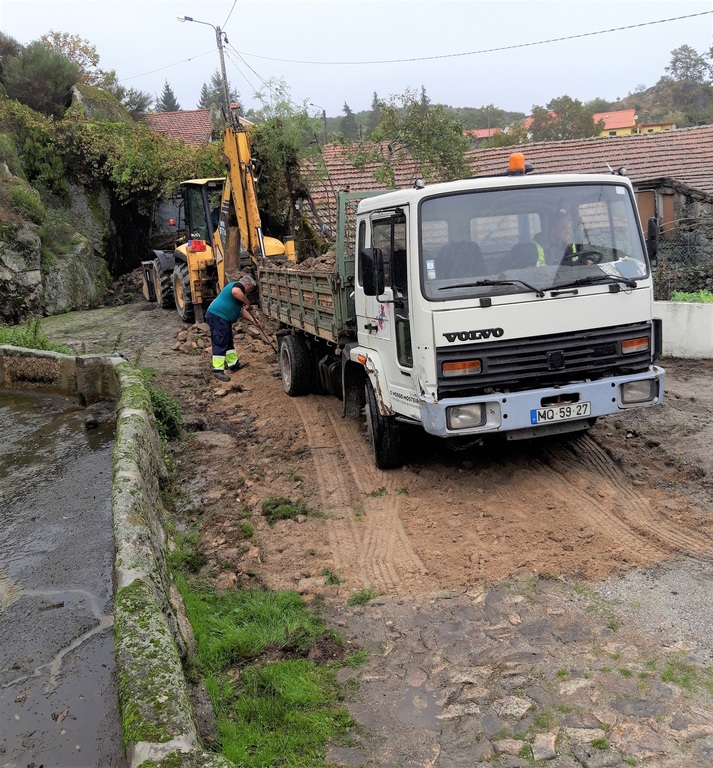 Fazendo obra