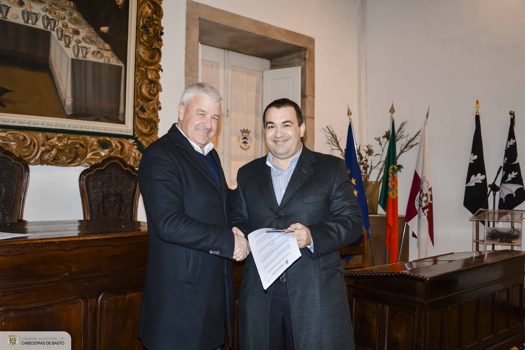 Protocolos com o movimento associativo