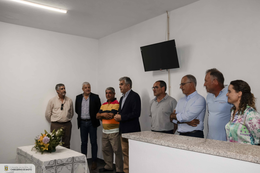 Antiga escola de Asnela