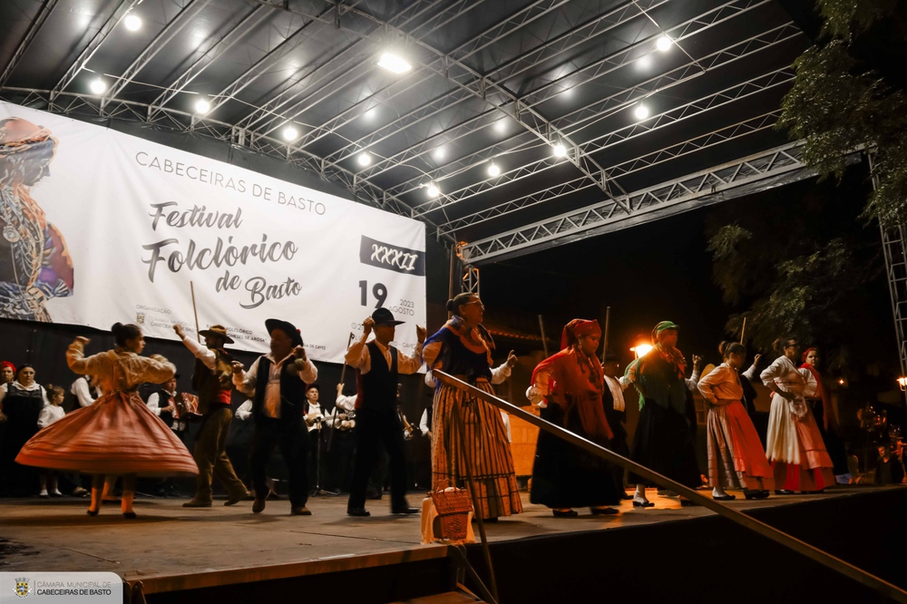 Festival Folclórico de Basto juntou cinco grupos em Cavez