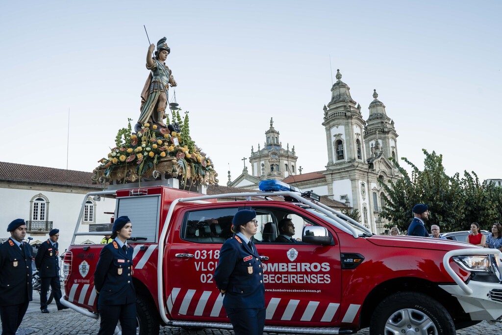 Procissão em Honra de S. Miguel