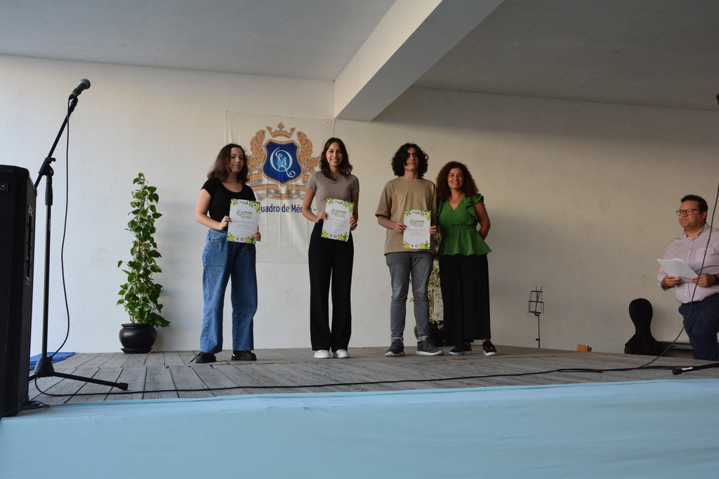 Diplomas de mérito do Agrupamento