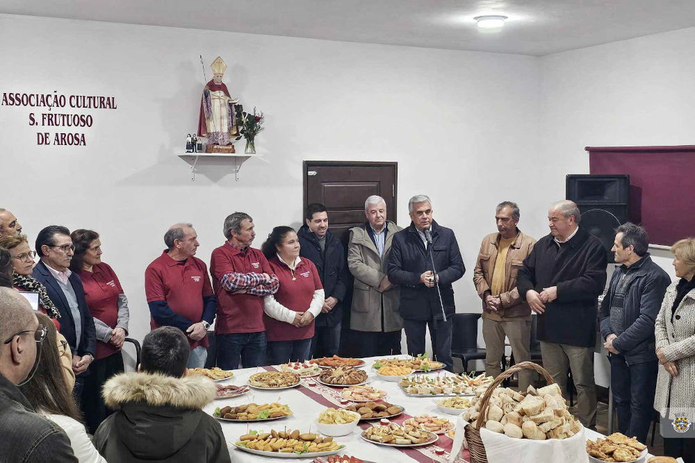 Leia mais sobre Câmara Municipal assina protocolo com Associação Cultural S. Frutuoso de