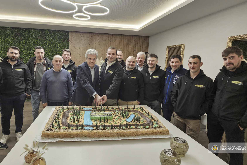 Leia mais sobre Presidente da Câmara no convívio do Passeio de Motos TT