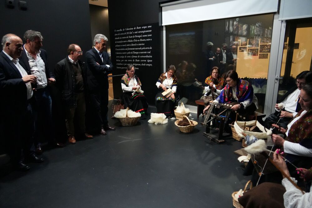 Leia mais sobre «Artes e Ofícios» ao vivo na Casa do Tempo