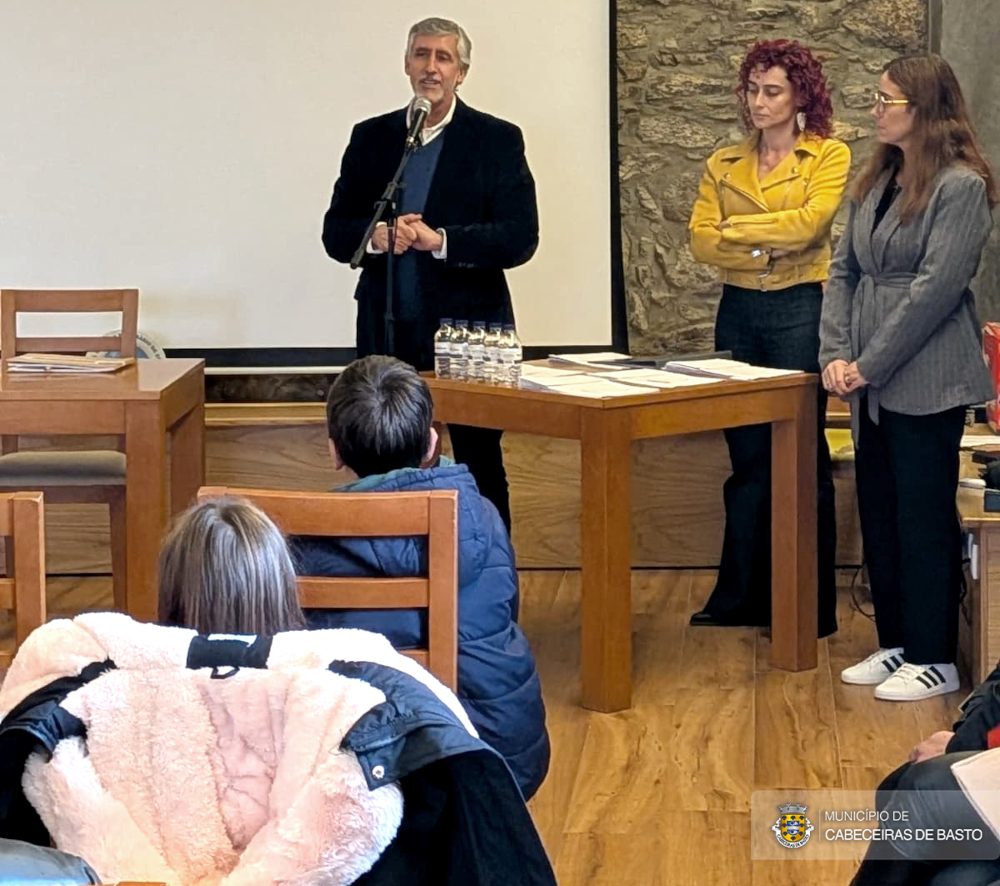 Leia mais sobre Freguesia de Cabeceiras de Basto entrega apoio ao estudo