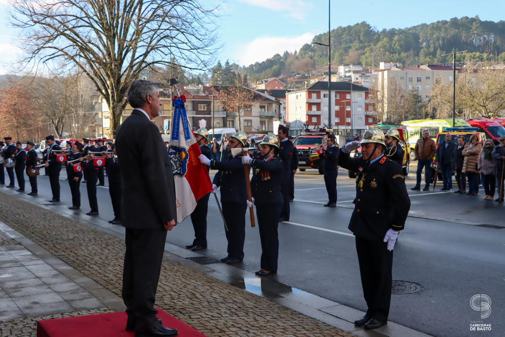 Leia mais sobre Tomada de Posse da 2.ª Comandante e Adjunto de Comando